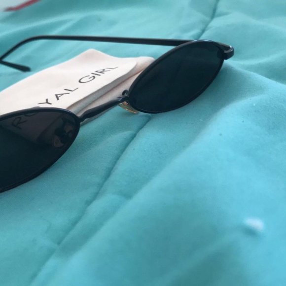 Sunglasses small oval petals shape main image 9